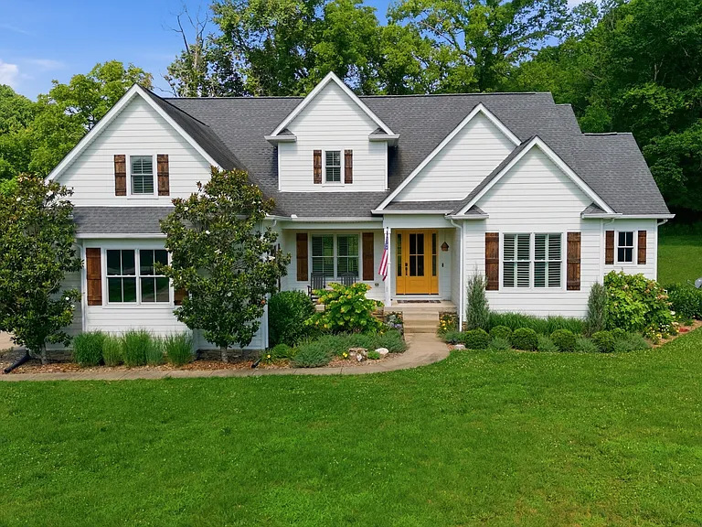 6735 Arno Allisona Rd — Photo 2