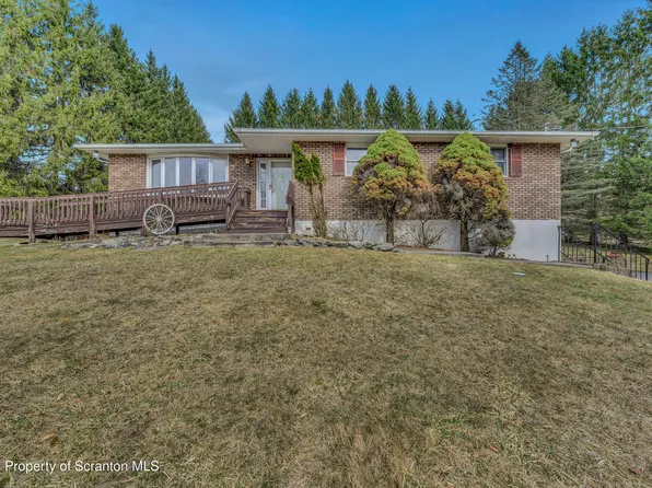 45 Hughes Dr, Spring Brook Township, PA 18444