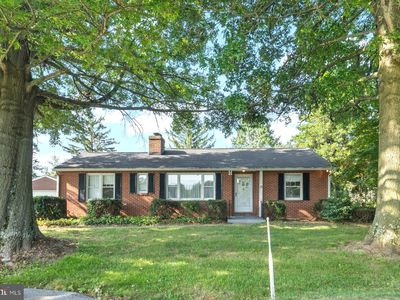 15 Pleasant Valley Rd, Westminster, MD, 21158