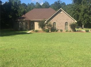 46413 River Rd, Hammond, LA 70401