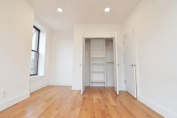 Rented by Bohemia Realty Group | media 30