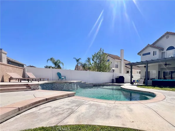 28266 Inspiration Lake Dr, Menifee, CA 92584