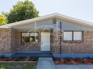 4452 Bedivere Rd, Jacksonville, FL 32208