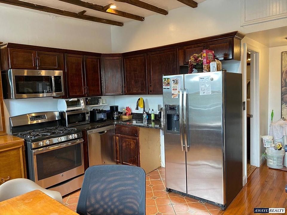 1st image of 135 Huntington St #1M