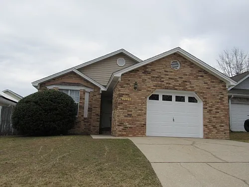 2025 Cambridge Cir Photo 1