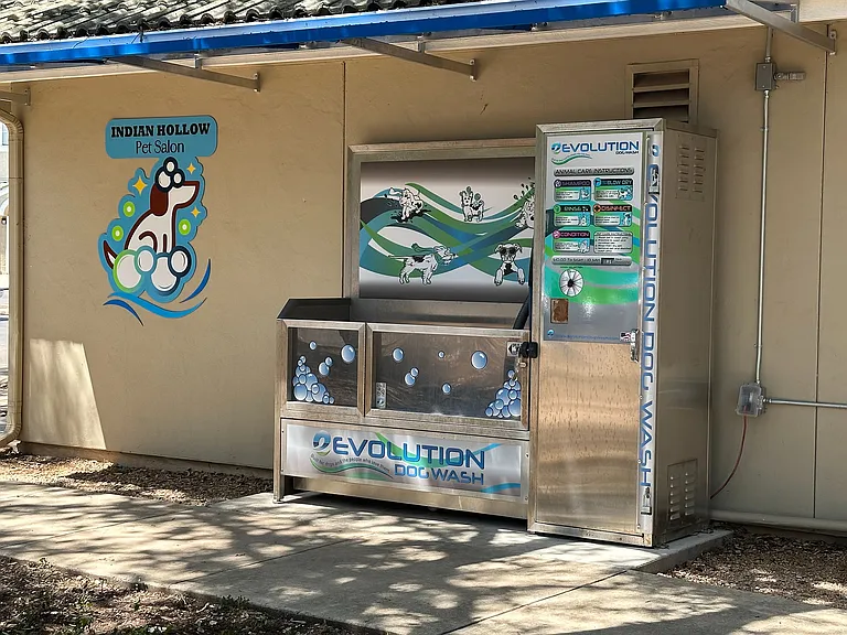 Dog wash station