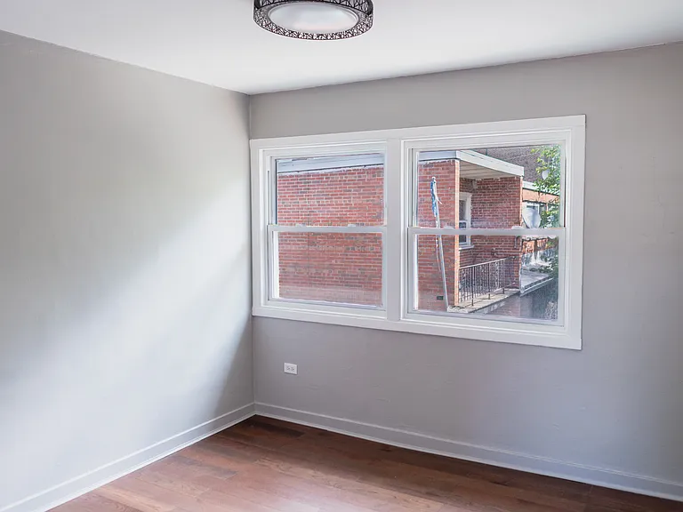 3707 S Michigan Ave #2 — Photo 9