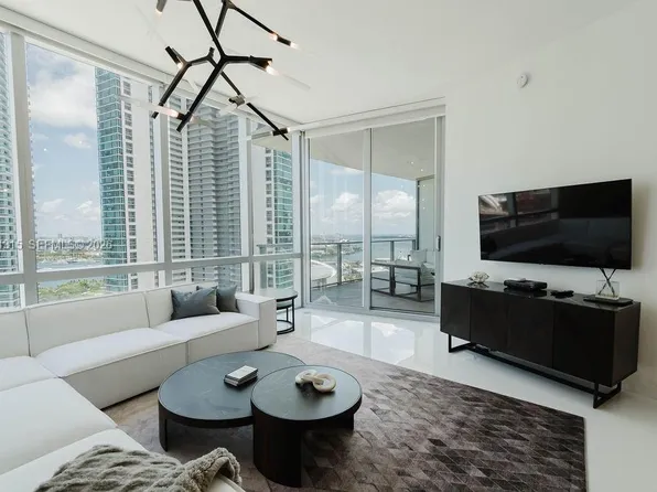 851 NE 1st Ave #2403, Miami, FL 33132