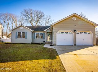 1201 Beach Ln, Manahawkin, NJ 08050