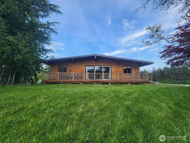 2nd image of 663 Whiskey Creek Beach Road