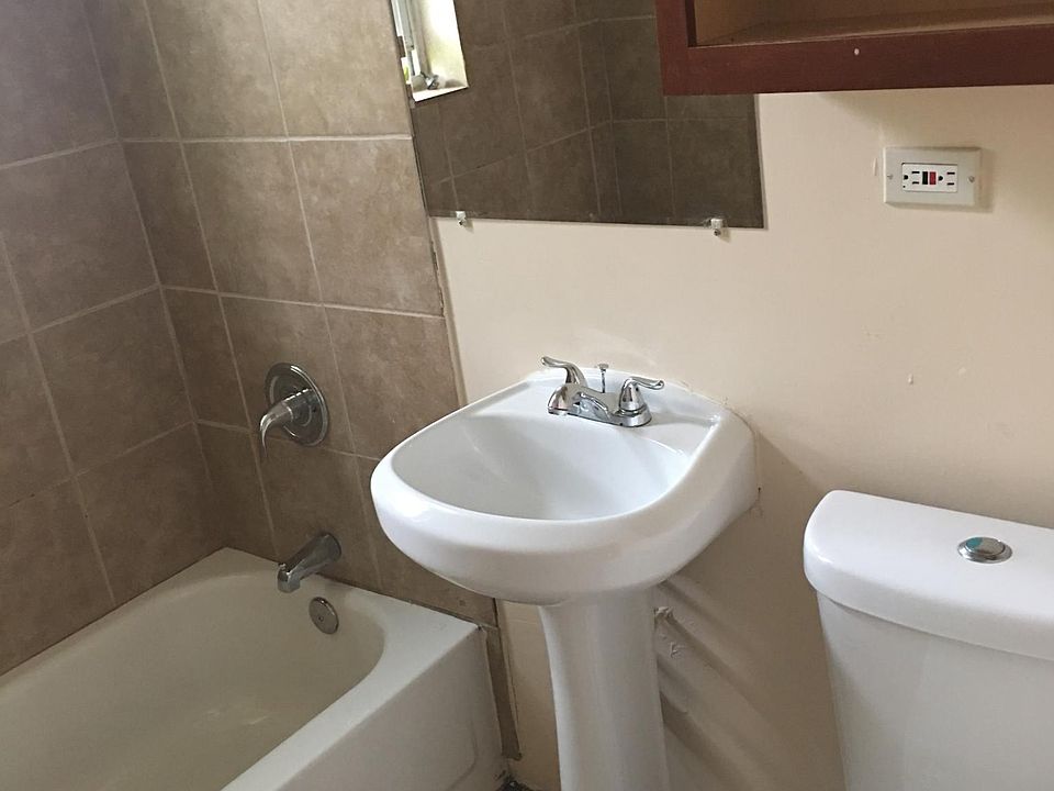 1st image of 2650 W Wilcox St #2