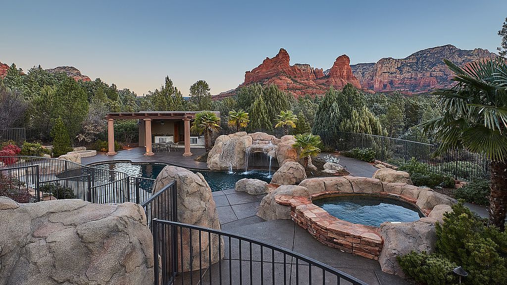 本当の私　エンチャンテッド 250 Enchanted Way, Sedona, AZ 86336 | Zillow