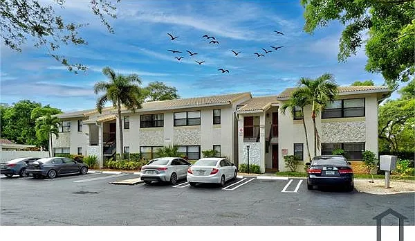 11632 NW 26th Ct — Photo 2