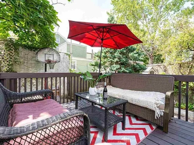 21 Jefferson Ave #1 — Photo 7
