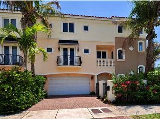 320 NE 16th Ave, Fort Lauderdale, FL 33301