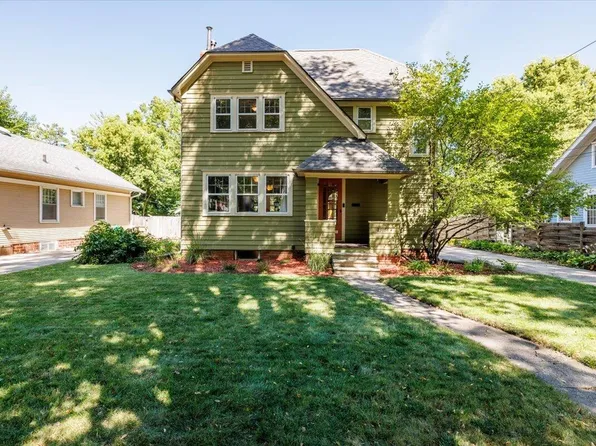 2317 Baker St, Ames, IA 50014