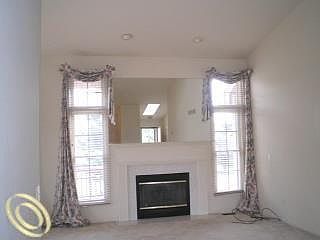 5th image of 42117 Starlite Ct #13