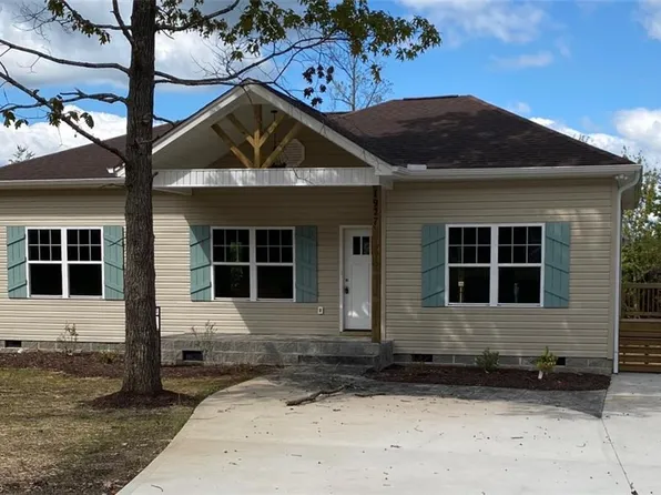 1927 South Ave, Eden, NC 27288