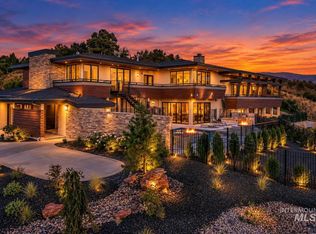 146 W Skylark Dr, Boise, ID 83702