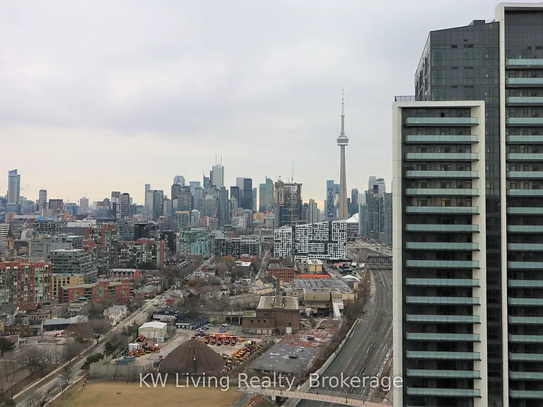 19 Western Battery Rd #3120 — Photo 20