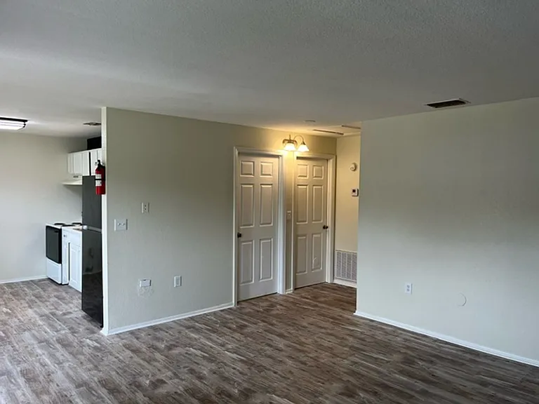 1020 Hagle Park Rd — Photo 3