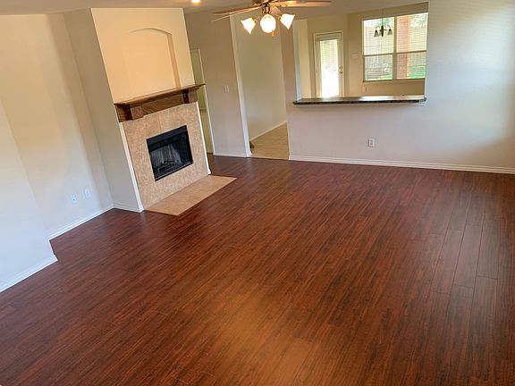 4th image of 1100 Arthurs Ct