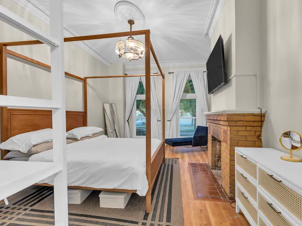 810 Broadway, Baltimore, MD