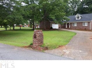 731 Laura Dr, Marietta, GA 30066