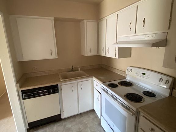 3rd image of 1118 Casita Dr APT 1