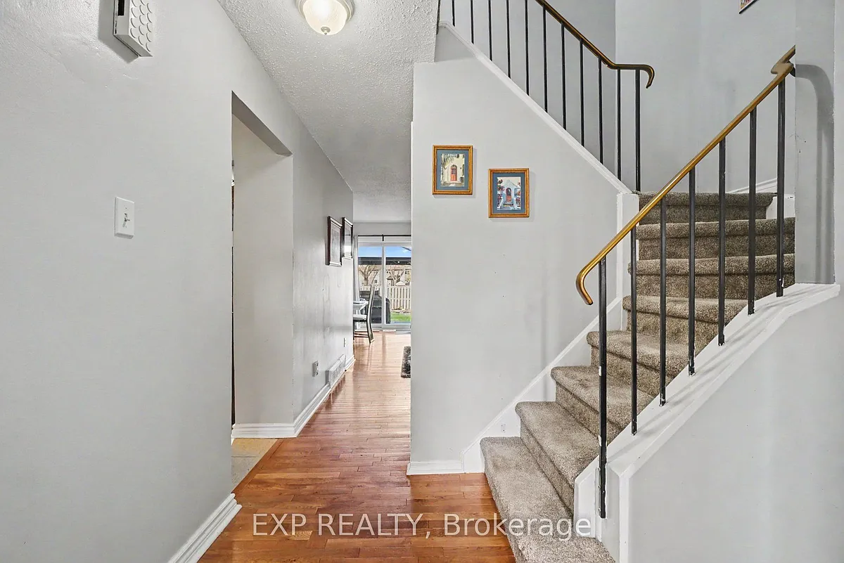 Building Photo - 6461 Colony Sq