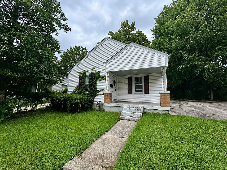 1st image of 643 Golfview Dr
