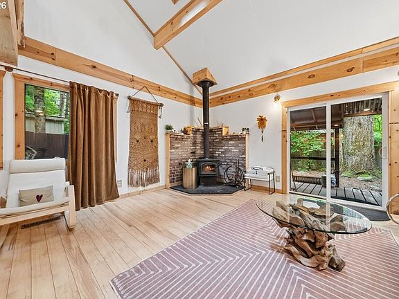 5th image of 70548 E Mountain Dr