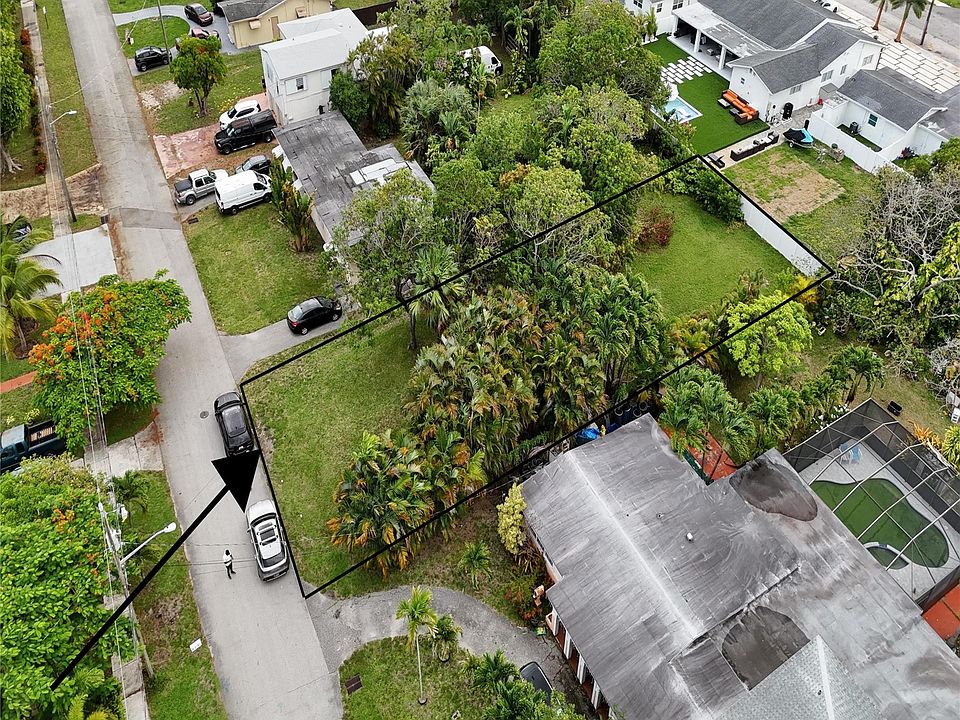 1st image of 524 SW 5 Avenue