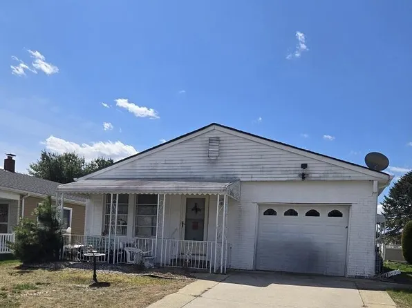 131 Rodhos Street, Toms River, NJ 08757