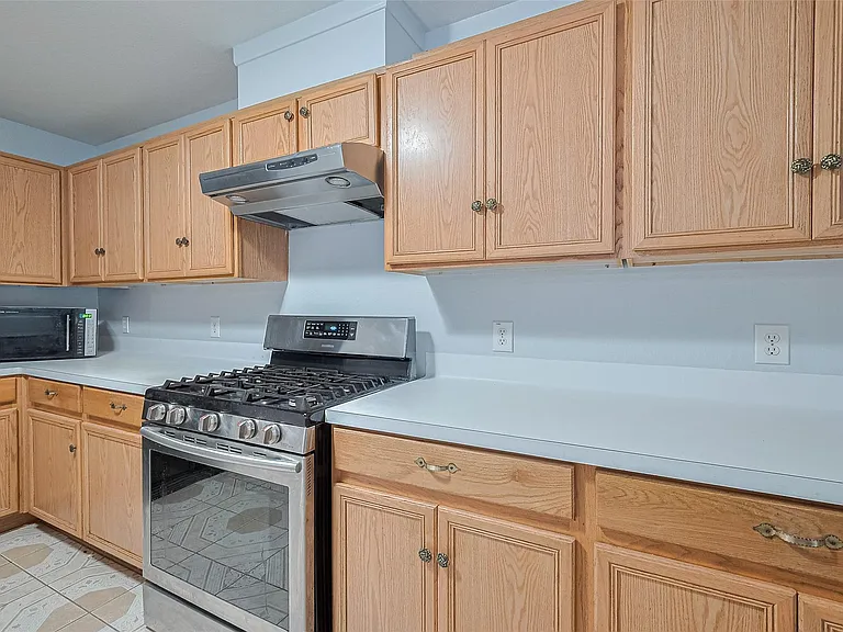 2123 Gable Hollow Ln — Photo 17