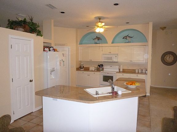 4th image of 3022 Nina Ct