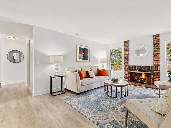 2nd image of 921 Crinella Drive
