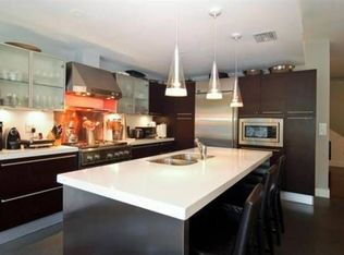 3040 McDonald St #5, Miami, FL 33133