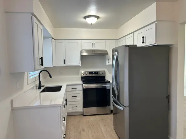 11380 Greenburg Apartments