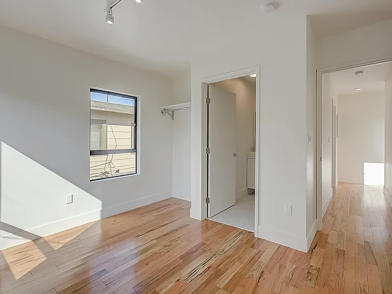 513 N Heliotrope Dr #515 — Photo 7