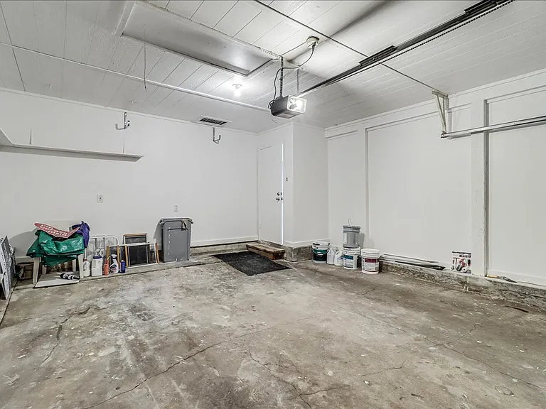 1022 Herndon St — Photo 47
