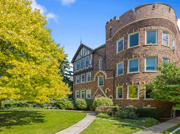 1129 Bonnie Brae Pl APT 1S, River Forest, IL 60305