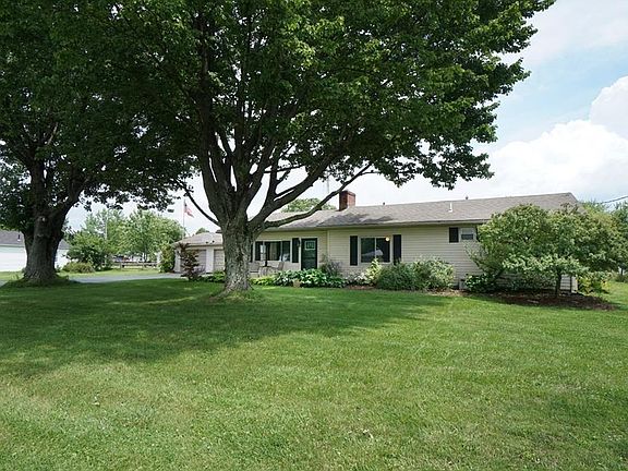 2nd image of 7628 Carter Dr