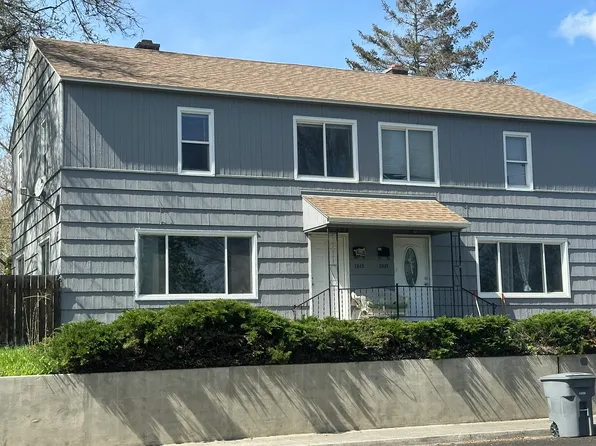 1215 Stevens Dr, Richland, WA 99354