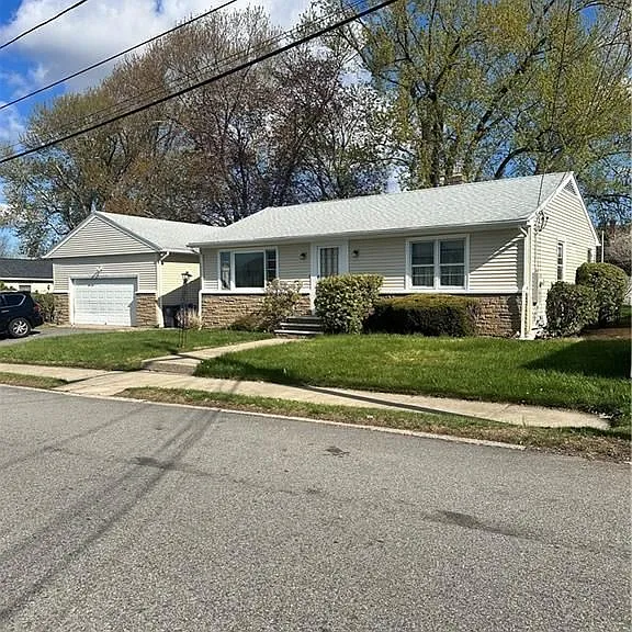 151 Chestnut Hill Ave — Photo 2