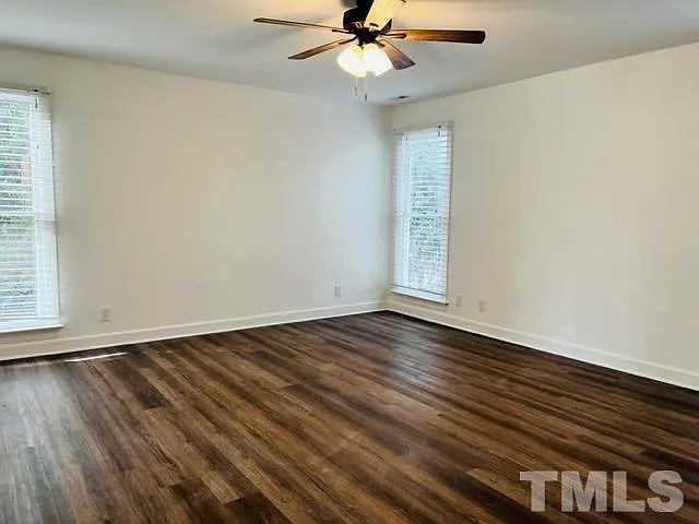 2112 N Hills Dr — Photo 19