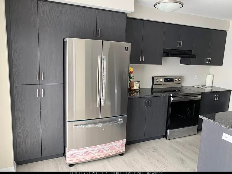 92 Monarch Woods Dr — Photo 3