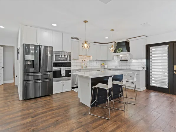 5013 Middleton Cir, The Colony, TX 75056