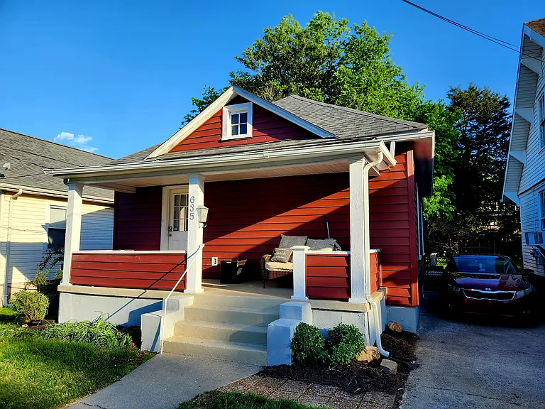 635 Mountain Ave SE — Photo 25
