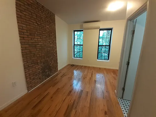 Rented by Reginald Jacobs | media 9
